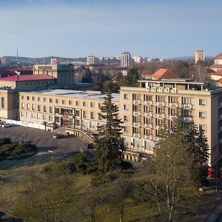 Hotel Belvedere Příbram Exteriör bild