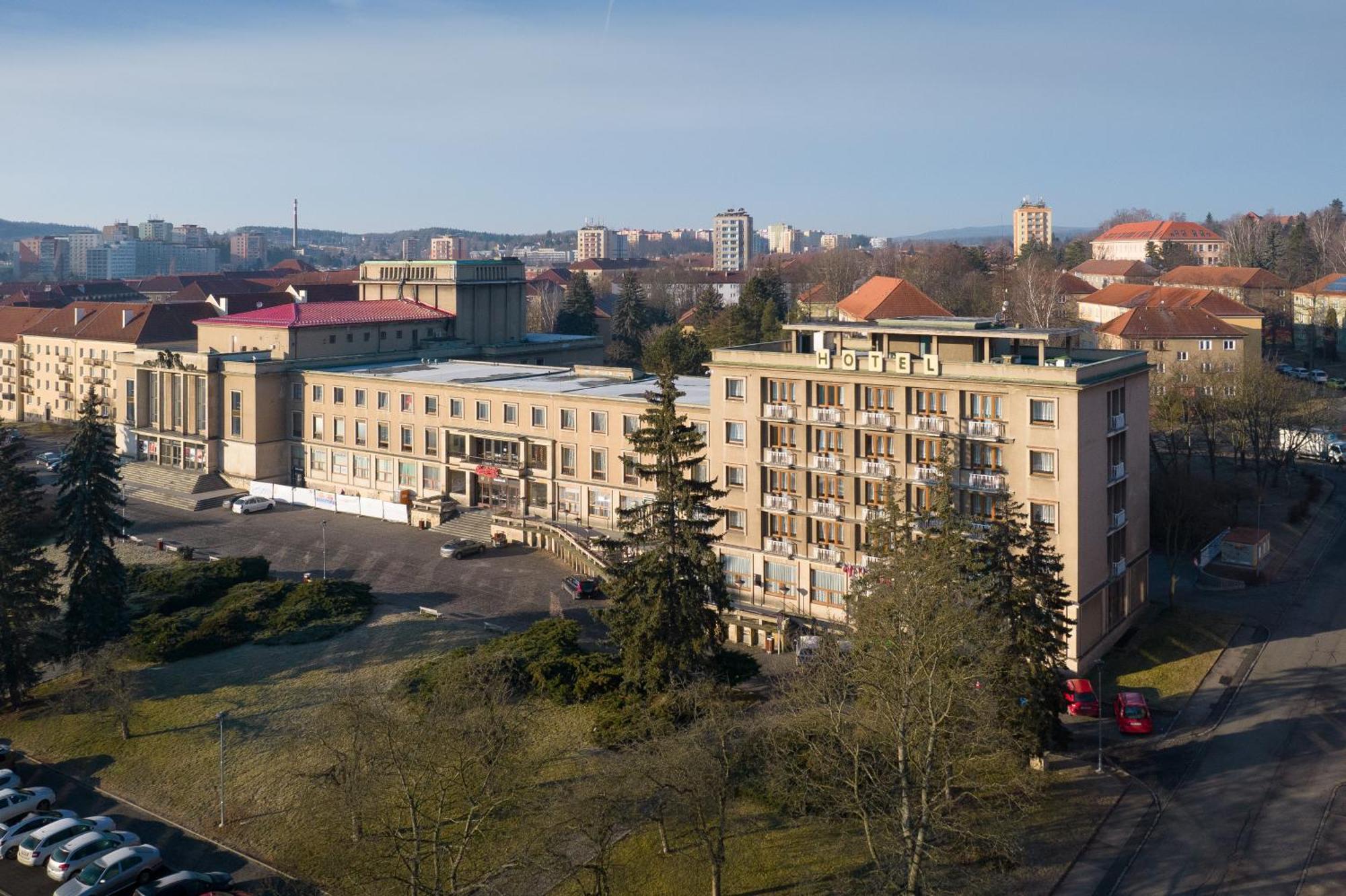 Hotel Belvedere Příbram Exteriör bild